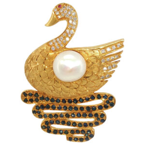 Estate Yellow Gold Swan Pendant with Pearl Center