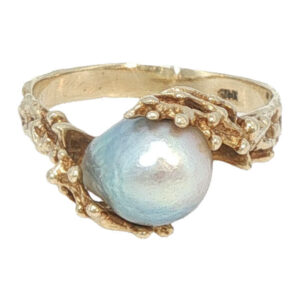 Estate Textured Yellow Gold Blue-Grey Pearl Cocktail Ring